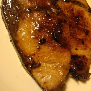 前日に漬け込むぶりの照り焼き